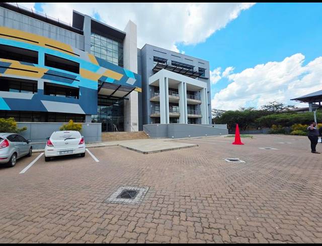 BUSINESS PROPERTY TO RENT IN MENLYN